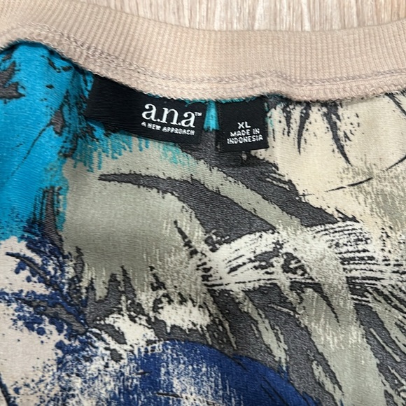 A.N.A Polyester Tank Top with Front Pocket, Size XL - Picture 2 of 7